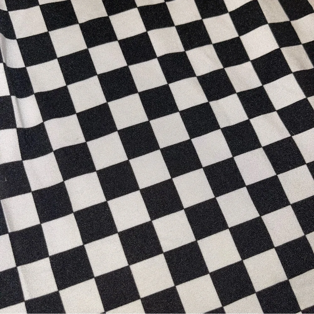 TeenBell Red and Black Checkered Crop top - Picture 4 of 4